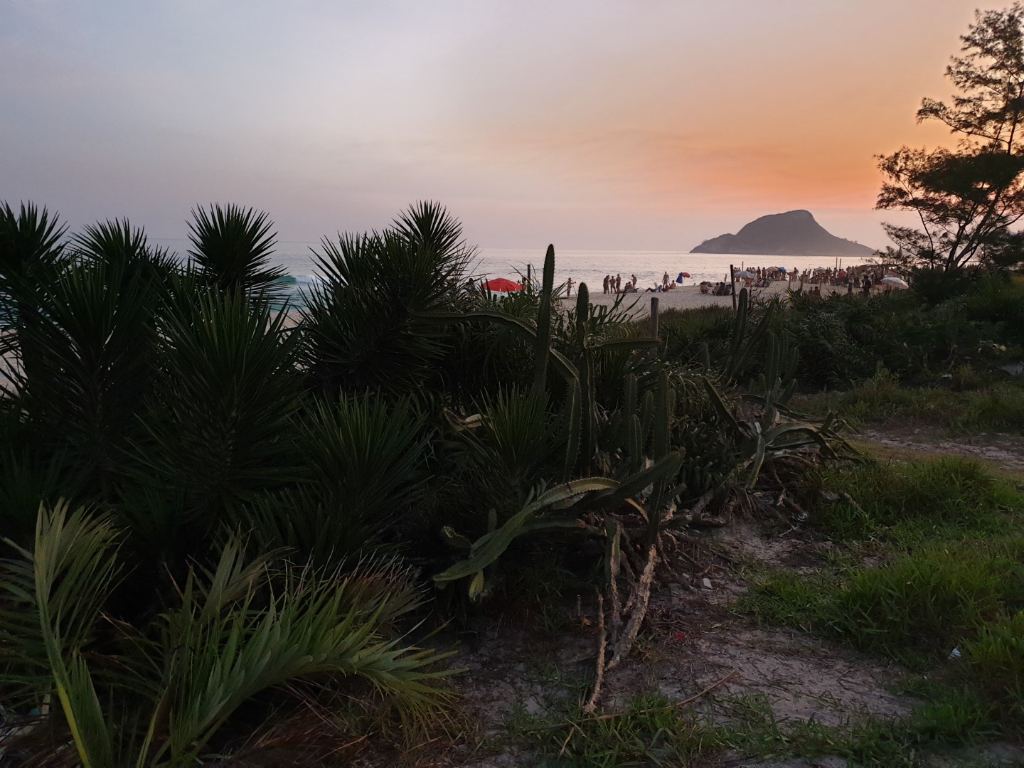 sunset on recreio beach.